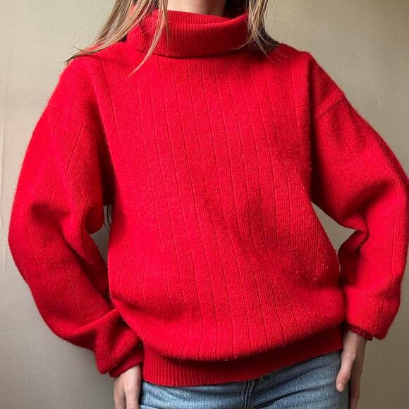 Vintage White Wheeler & Martha Red Turtleneck Sweater Medium 80s Lambswool - Picture 2 of 3